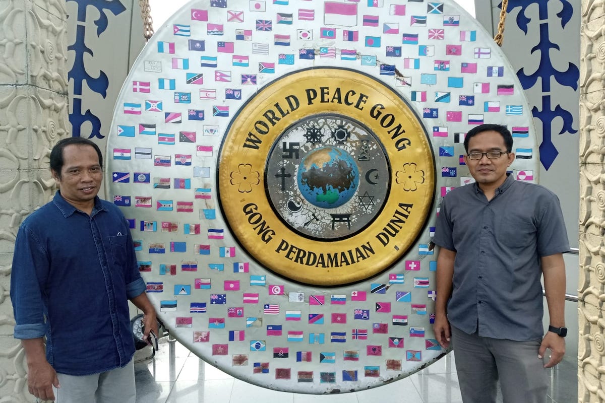 World Peace Gong di Kota Ambon - Foto oleh M. Hilal / Sabili.id