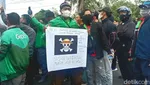 Sejumlah Elemen Masyarakat Desak Proses Hukum Transparan atas Tewasnya Driver Ojol dalam Demonstrasi di Jakarta Pusat