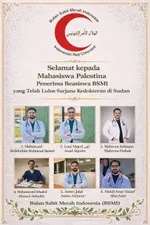 Enam Mahasiswa Palestina Penerima Beasiswa BSMI Lulus Sarjana Kedokteran di Sudan