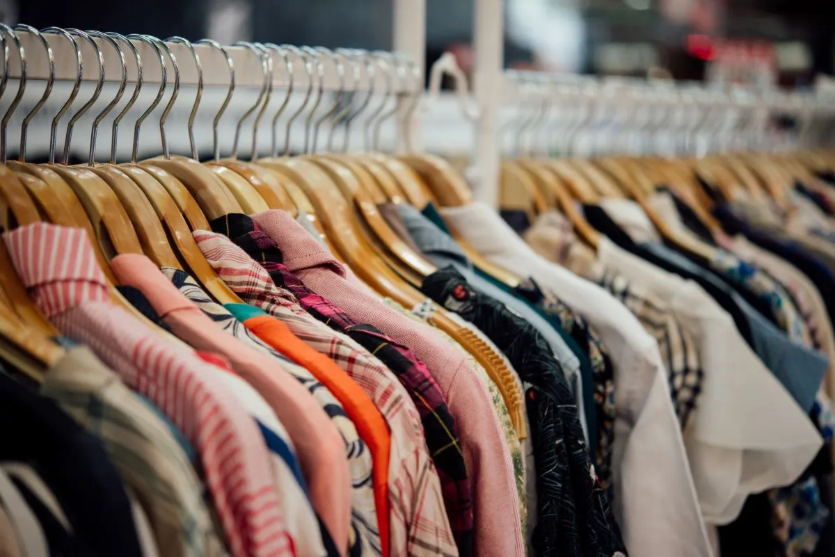 Clothes for Charity: Menjadikan Baju Bekas Bernilai Bagi Pendidikan Dhuafa