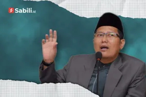 KH Cholil Nafis (Ketua MUI Pusat): “Muslimah adalah Duta Agama”