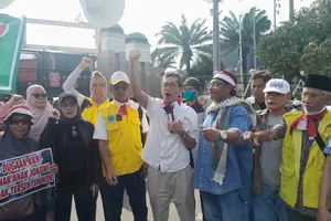 Massa GAP Jokowi Tuntut Makzulkan Joko Widodo Segera