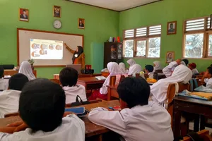 Indonesia Emas 2045 dan Sekularisasi Pendidikan