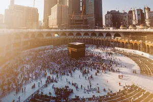 Tuba' As'ad Al-Himyari, Orang Pertama yang Menutup Ka’bah dengan Kain