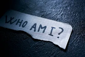 Pertanyaan “Who Am I” yang Tak Bisa Dimanipulasi