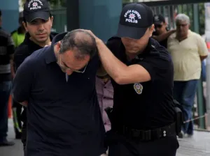 Turki Tangkap 56 Personel Militer Terkait Jaringan Fethullah Gülen