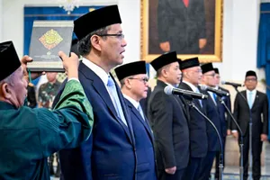 “Beres-Beres Kursi” ala Prabowo