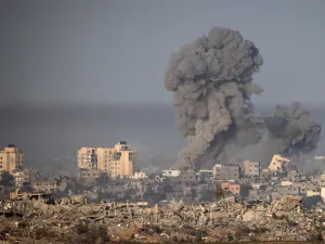 Hamas vs Boneka Penjajah Israel