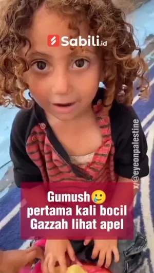 Pertama Kali Bocil Gazza Lihat Apel