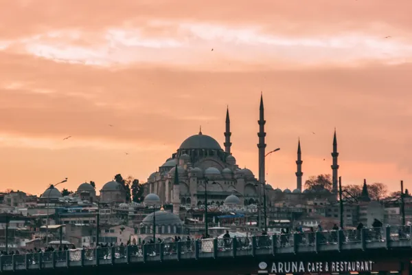8 Destinasi Halal-Friendly Terbaik untuk Wisatawan Muslim