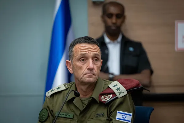 Kabinet Perang Israel Terpecah
