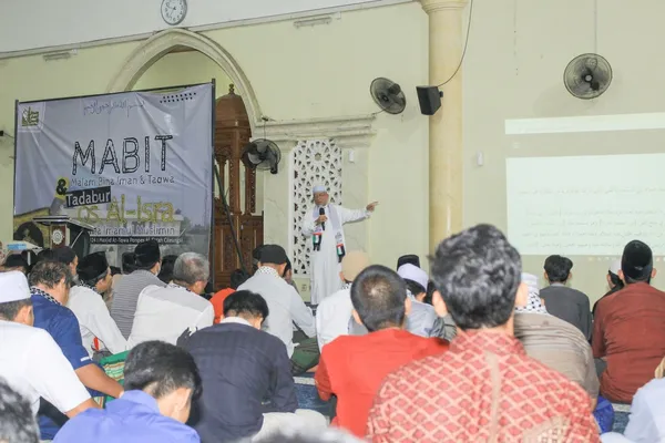 AWG Gelar Mabit dan Webinar Internasional Peringati Setahun Badai Al-Aqsa