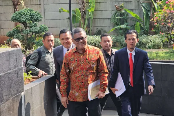 Menanti Dokumen Hasto: Jadi Ledakan atau Ledekan