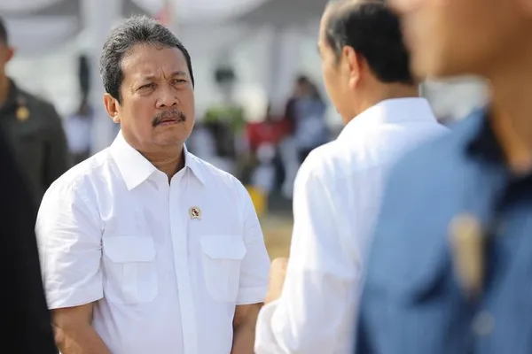 Menakar Kesaktian Sakti Wahyu Trenggono: Pagar Laut di Antara Kesetiaan pada Prabowo dan Jokowi