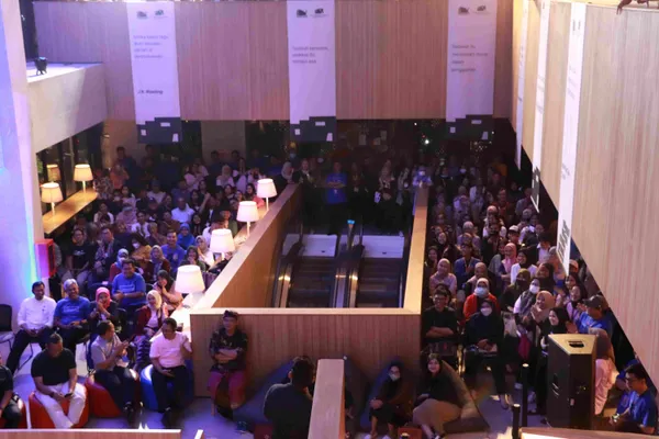 Night at the Library: Merayakan Kata, Nada, dan Kehangatan Perpustakaan Jakarta