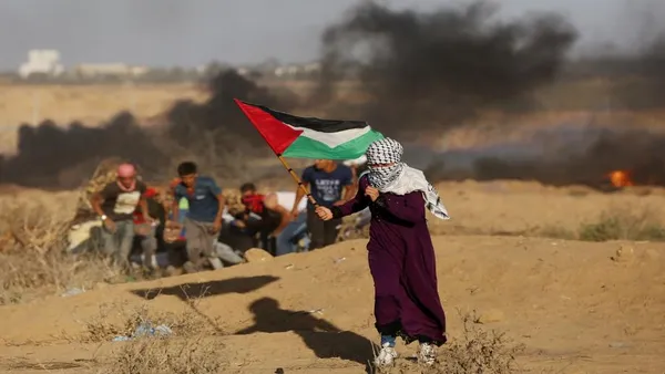 Perempuan Palestina: Beban Berat dan Amanah yang Mulia
