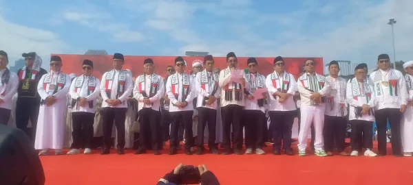 Massa Aksi di Monas Serukan Pemimpin Negara-Negara Islam Ambil Langkah Konkret untuk Gaza