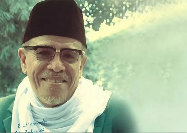 Islam, Cinta, dan Nasionalisme: Telaah Pemikiran Buya Hamka