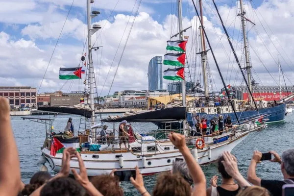 Gegap Gempita! Rakyat Tunisia Sambut Armada Global Sumud Flotilla