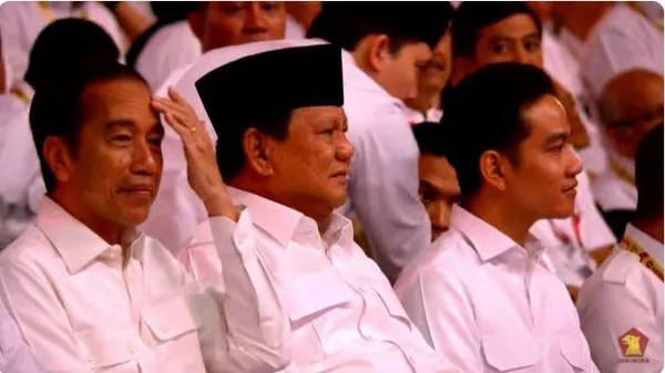 Satu Tahun Prabowo–Gibran dan Bayang-Bayang Masa Lalu